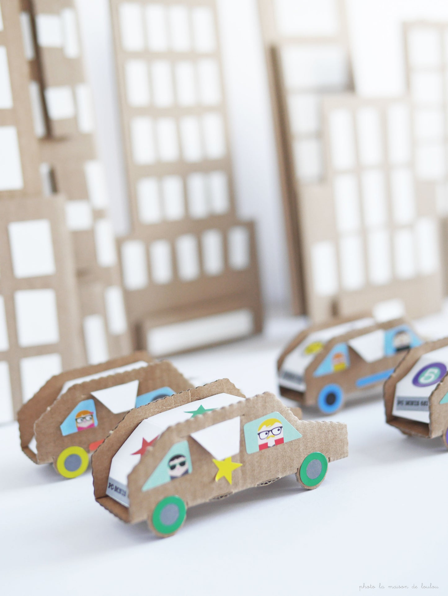 KIT CREATIF VOITURES - JEUX CREATIFS - PIROUETTE CACAHOUETE