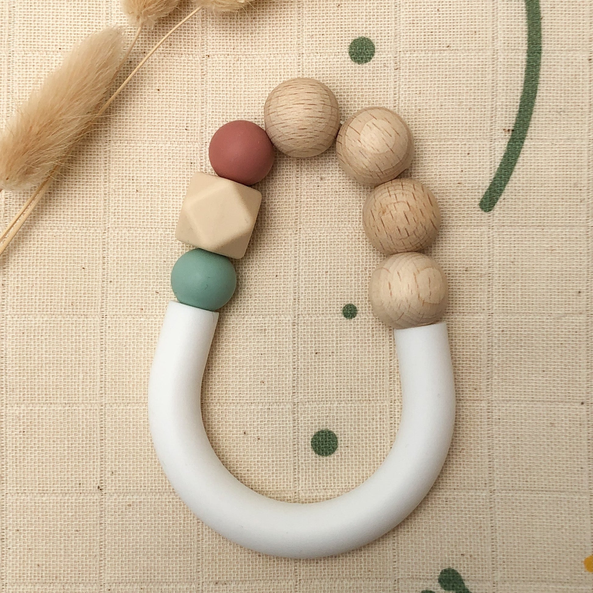 jouet de dentition terracotta vert d'eau silicone alimentaire et bois