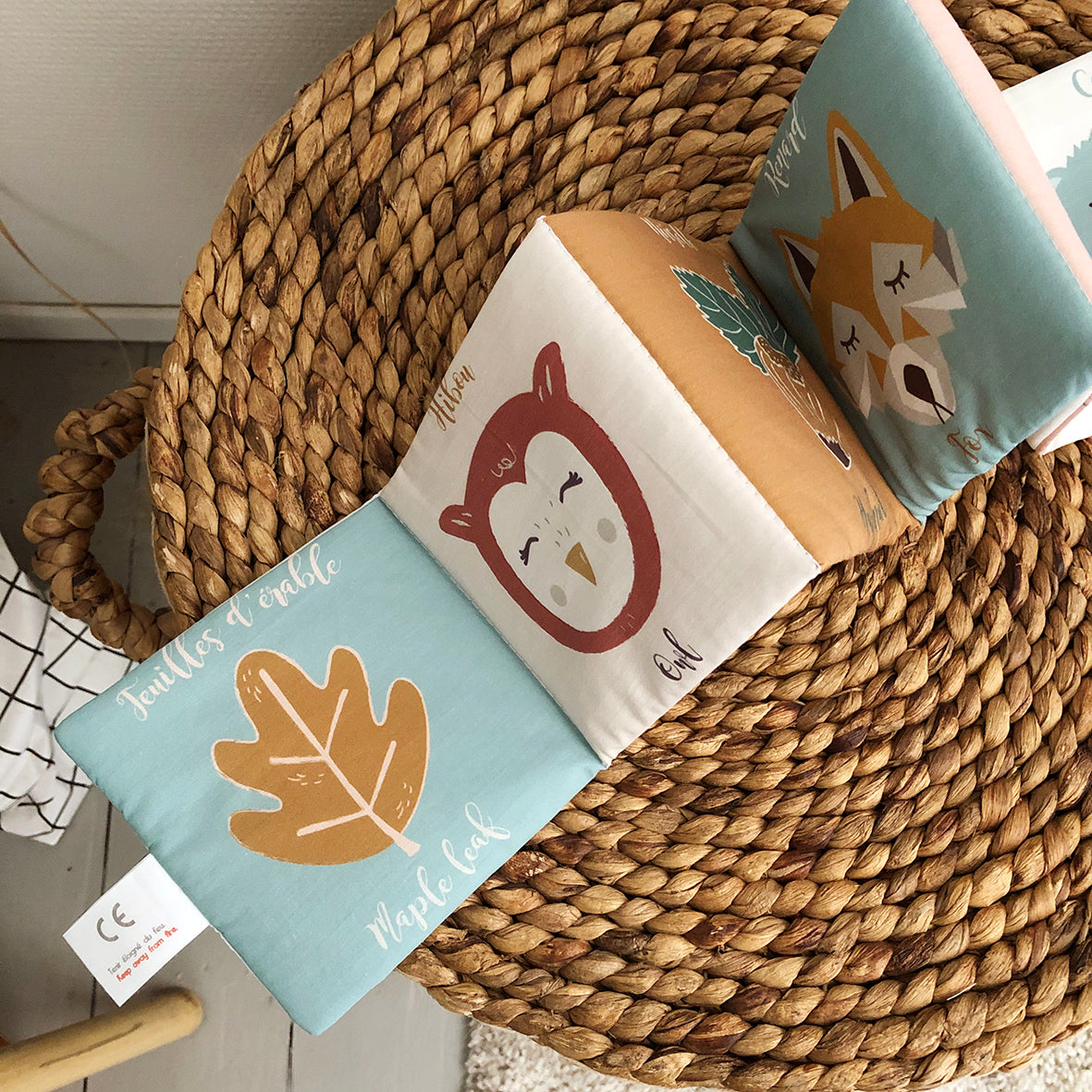 LIVRE D’EVEIL ANIMAUX DE LA FORET - AVEC BRUITAGES - LIVRE D’EVEIL - CAROTTE & CIE