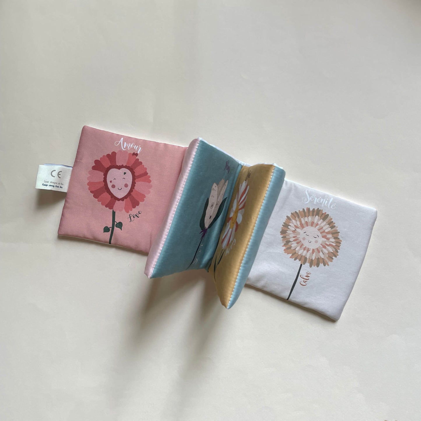 LIVRE D'EVEIL LE JARDIN DES EMOTIONS